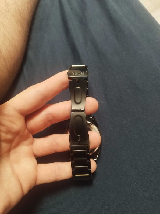 Часовник Hugo boss