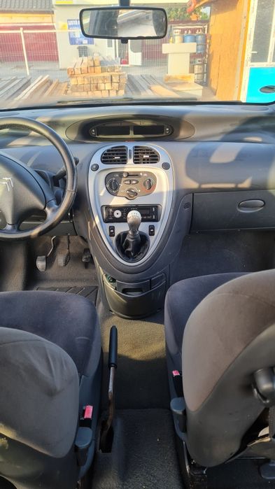 Dezmembrez / Dezmembrari / Piese / Accesorii Ciroen Xara Picasso 1.6