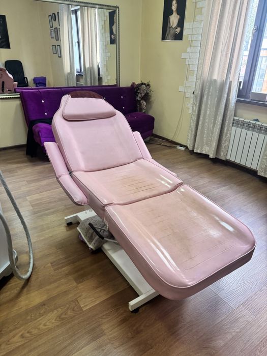 Кушетка для мастера эпиляции