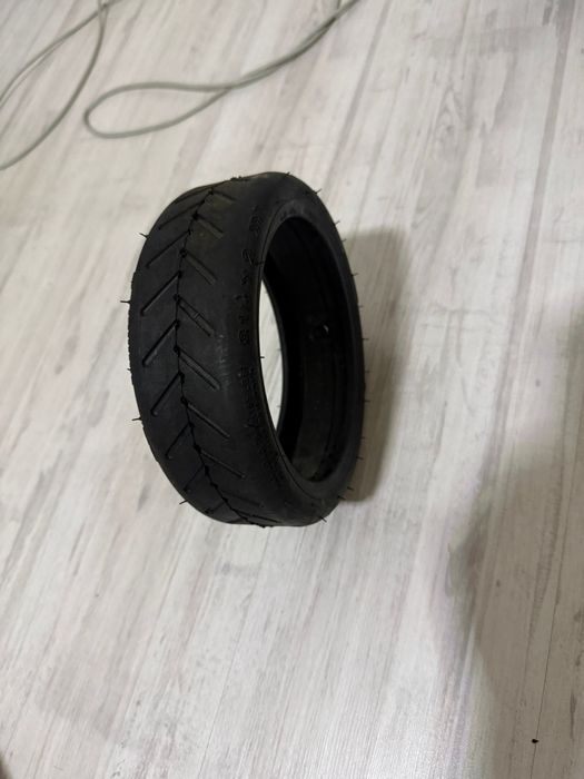 Vând trotineta Xiaomi pro 2