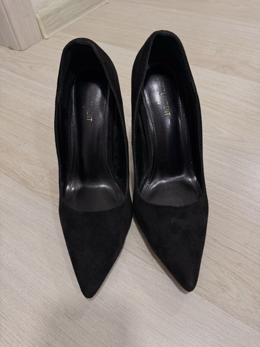 Стильные женские туфли на каблуке, мало носились