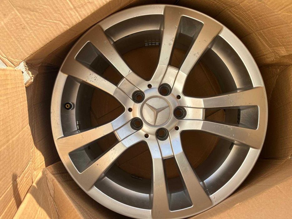 Jante R18 Mercedes-Benz 8.5Jx18 ET58