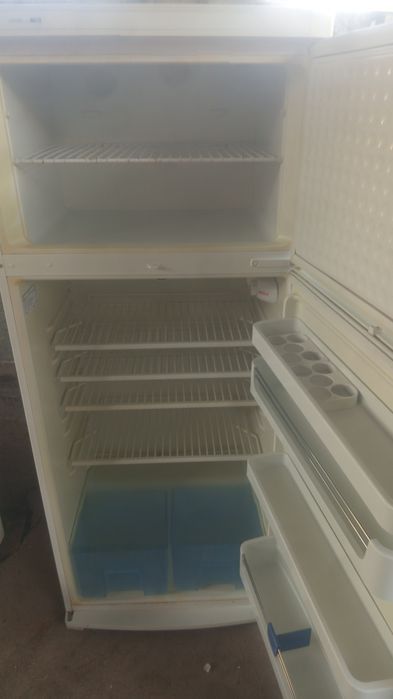 Холодильники разные