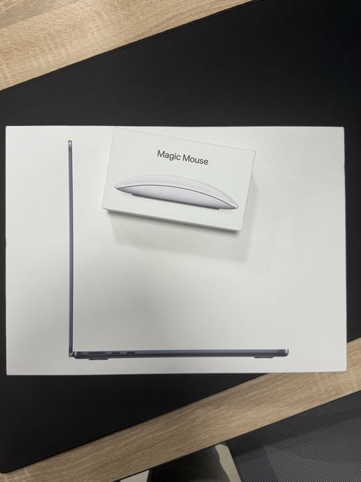 MacBook Air M2 8/256