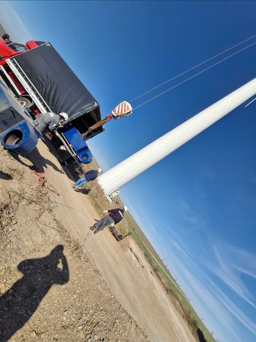 Transport marfă cu dubă prelată – Lift hidraulic & liză