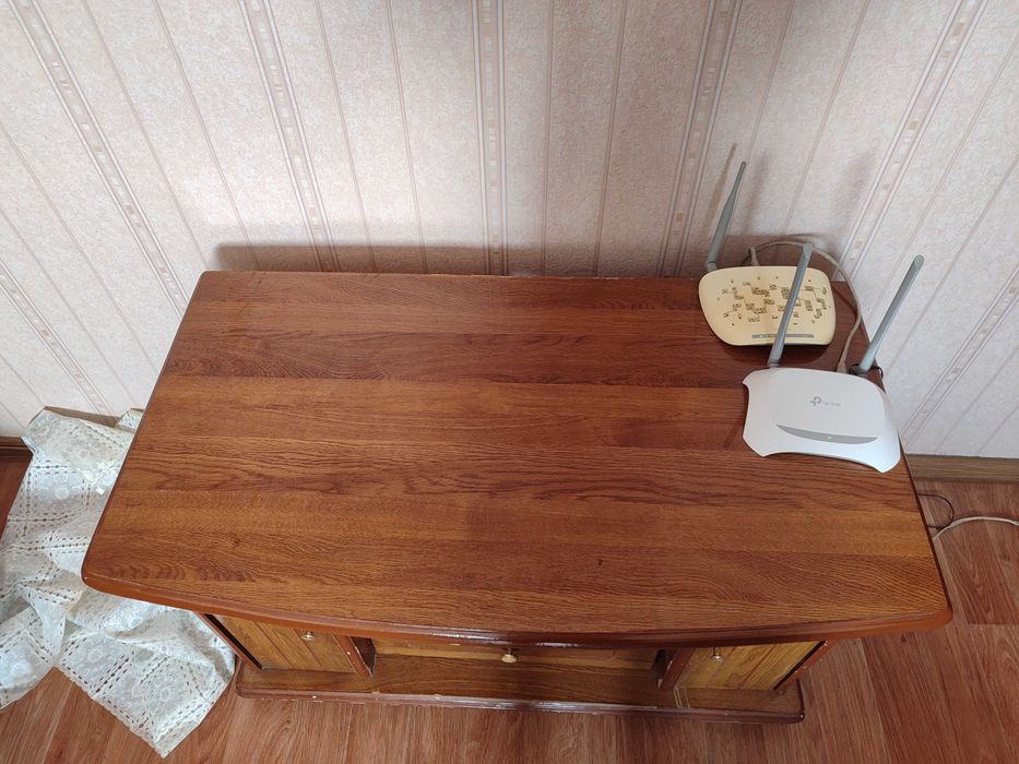 Деревянная тумба