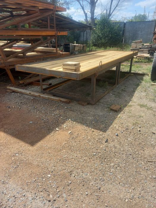 Продам столы для каменщиков