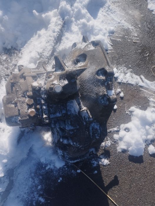 Продам каропку на Опель астра 1.4