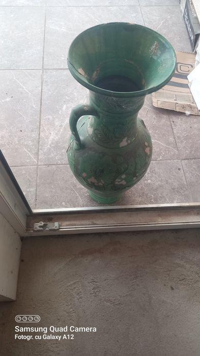 Vază lut ,ulcior vechi