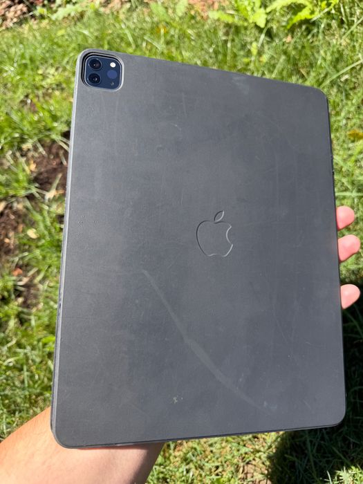 Apple iPad Pro 12.9 gen 5 cellular sim 128gb cu husa apple