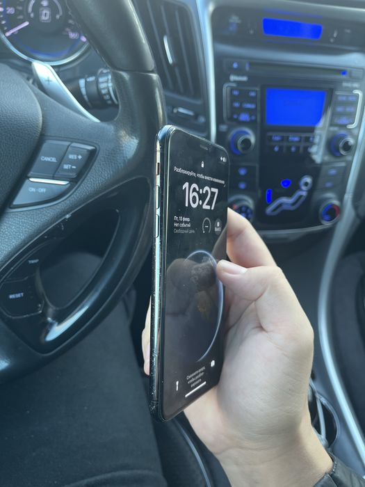 Продам Iphone Xs 60 тысч
