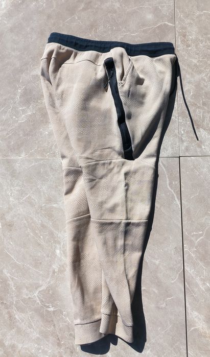 Nike Tech Fleece размер M