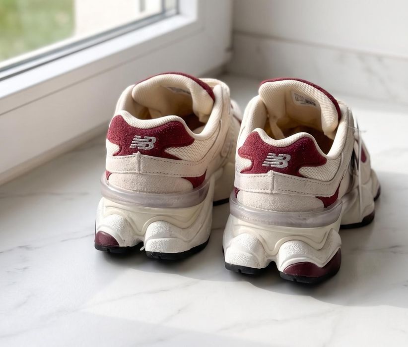 Adidasi New Balance 9060 Crem Visiniu