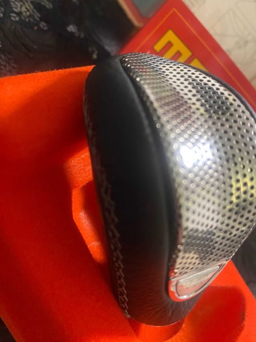 Спортни топки за скоростен лост МОМО, Италия