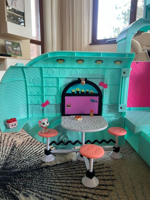 Кемпер на кукли 4 в 1 LOL OMG Party