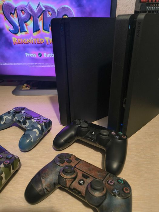 С ГАРАНЦИЯ 1Г Sony PlayStation 4 Slim SW PS4 1TB профилактиран 750 GB