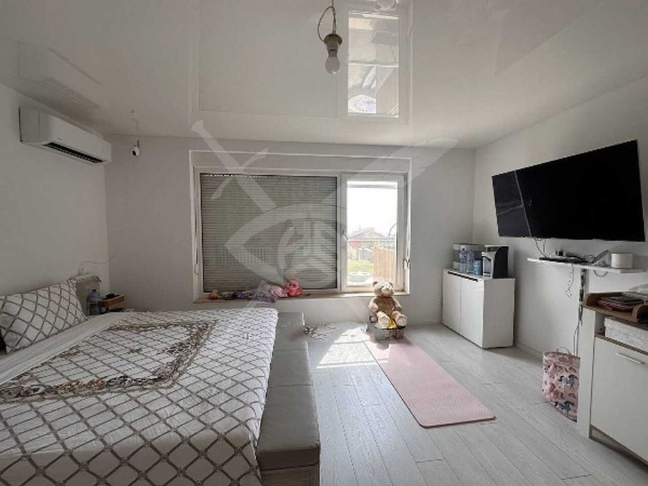 Продава се Къща в Варна, м-т Траката - 909 кв.м за 879 €/кв.м - Снимка #5