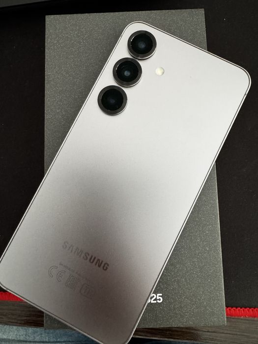 Samsung Galaxy S25 12/256