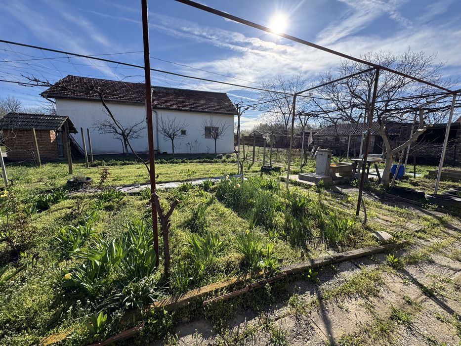 Къща в село Телиш