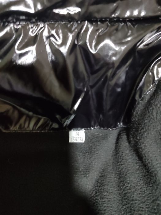 Куртка на девочку.