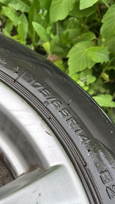Диски с шинами комплект 14r 4x98