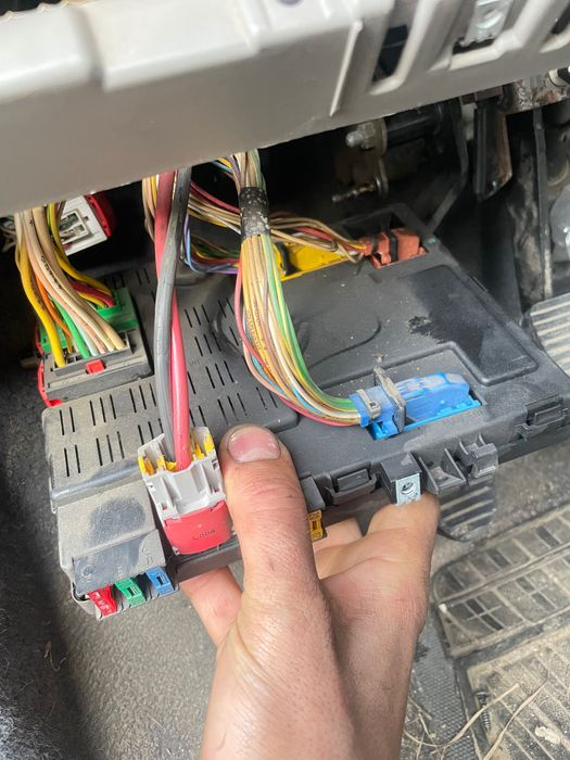 2 броя Xsara Picasso 2.0 hdi 1.6 hdi на части