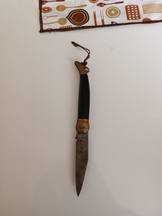 Стар джобен нож дамско краче.