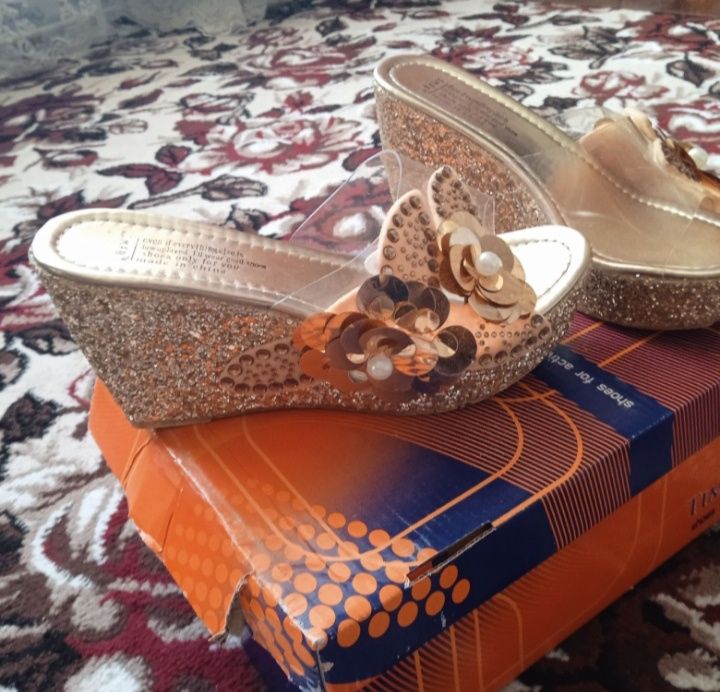 Обувь женский почти новый