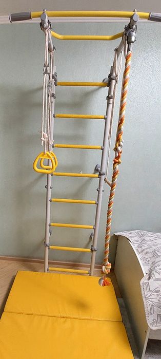 Шведская детская стенка