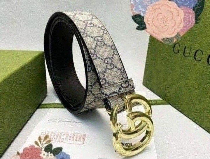 Curele unisex diverse nuanțe,logo metalic