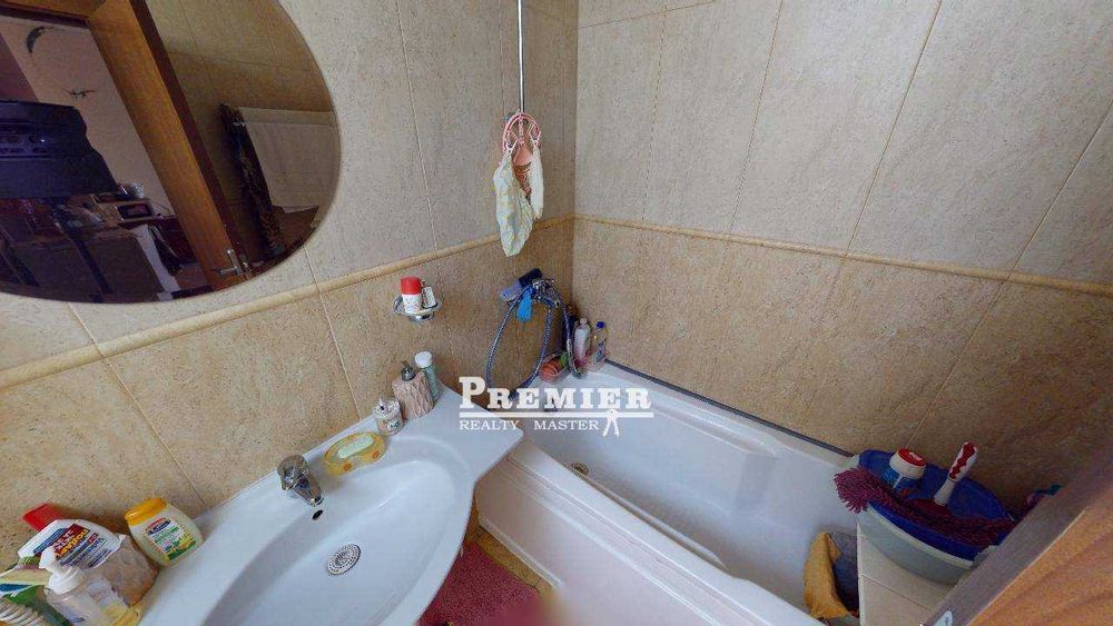 Продава се Двустаен апартамент в к.к. Слънчев бряг - 71 кв.м за 839 €/кв.м - Снимка #5