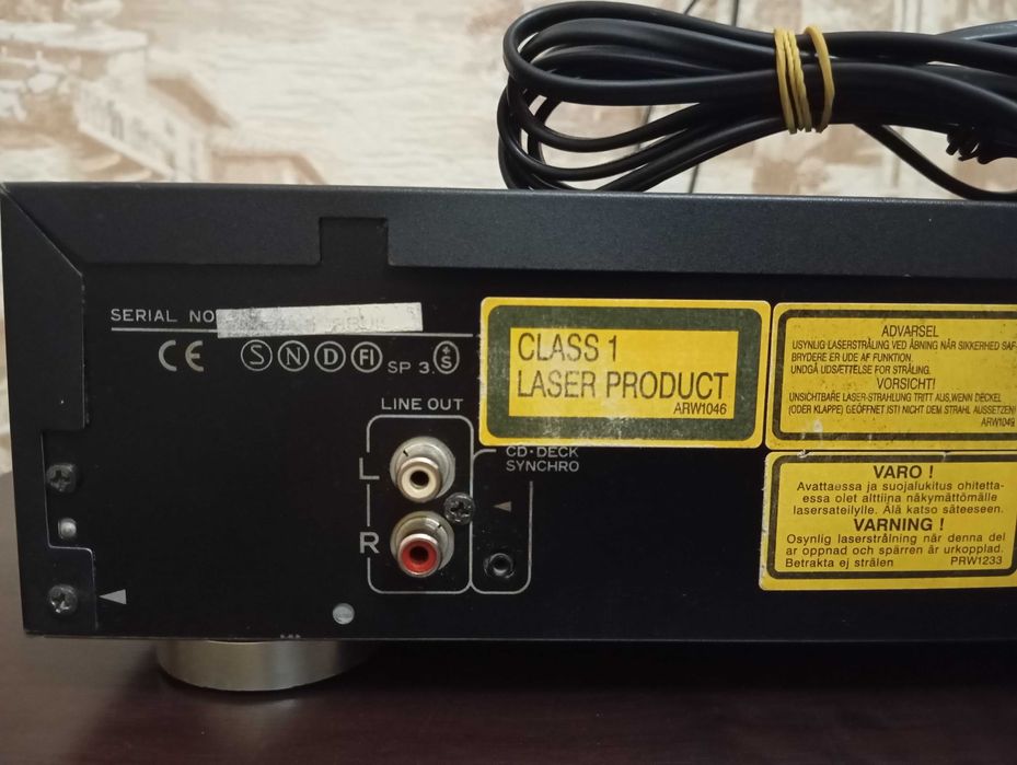 Продам проигрыватель CD дисков PIONEER model PD 204.