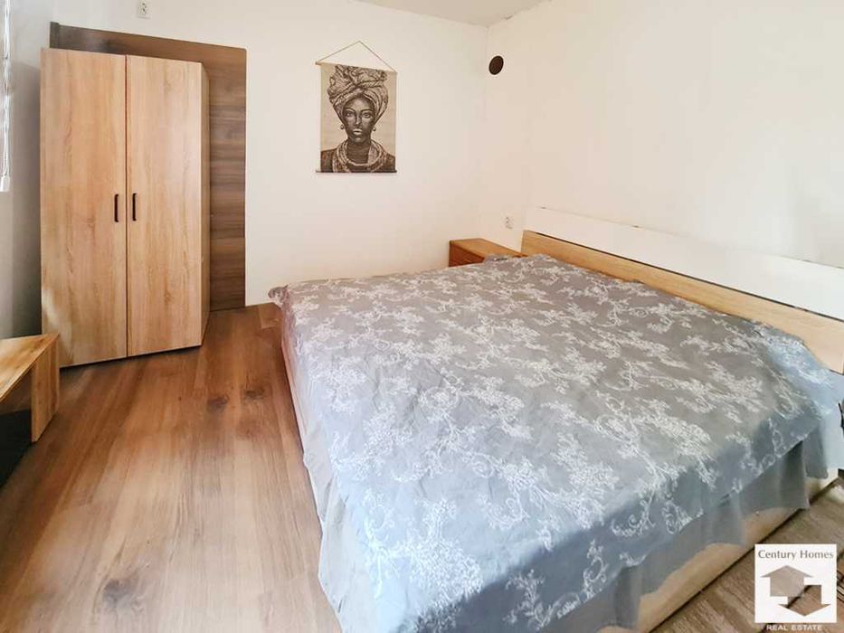 145297 Едноетажна къща с басейн в село Масларево