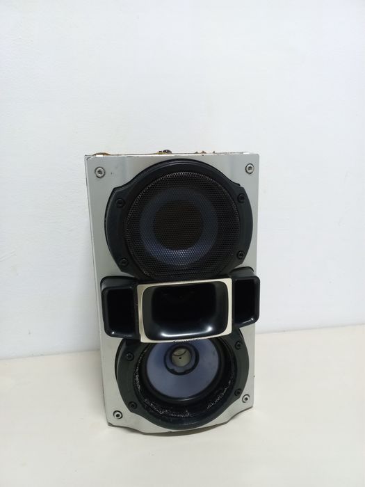 Vand boxa Sony ss-rg490