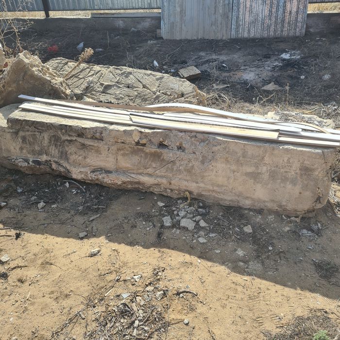 Отдам даром плиты