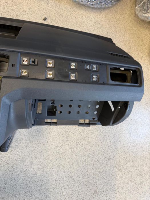 Plansa bord vw caddy