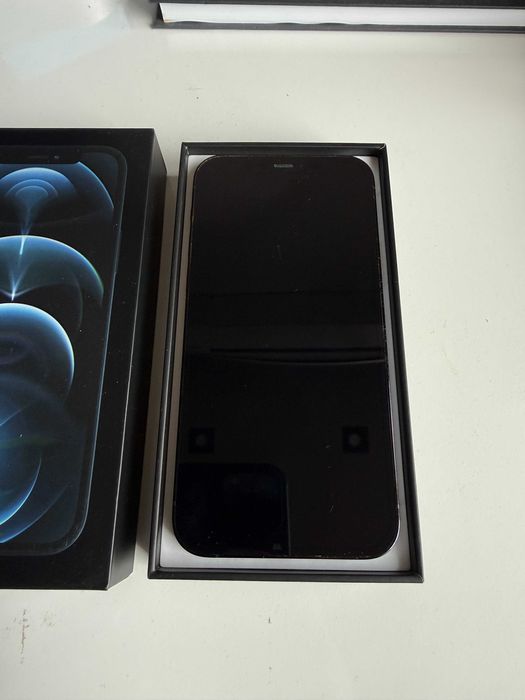 iPhone 12 Pro – Син (Pacific Blue)