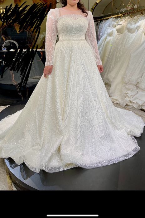 Свадебное платье