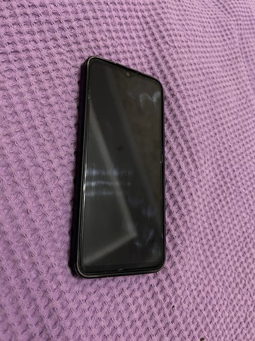 Телефон Oppo A17
