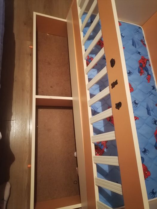 Дървена кошара /легло