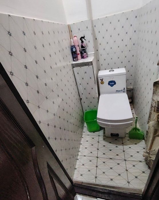 Продается квартира Юнусабад 6кв 2/4/4