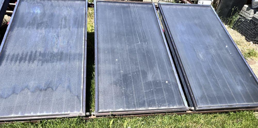 4 panouri solare pentru apa calda