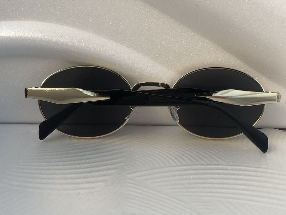 Модерни дамски слънчеви очила