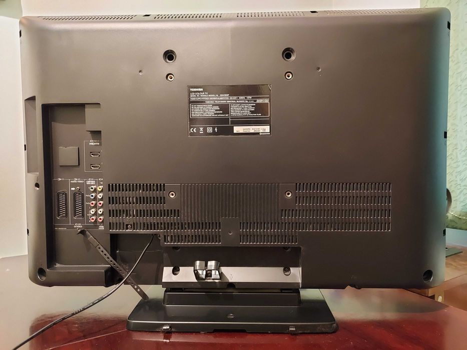 Televizor LCD Toshiba 32AV500, 81cm