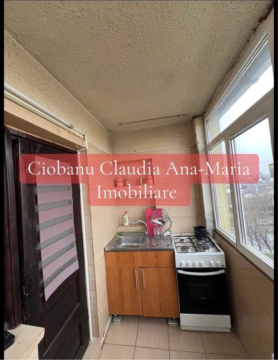 Apartament 2 camere,Decomandat, 1985 bloc izolar