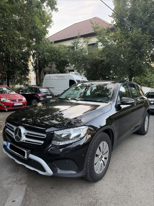 GLC 220 d 4MATIC Off-Roader (pret cu TVA deductibil)