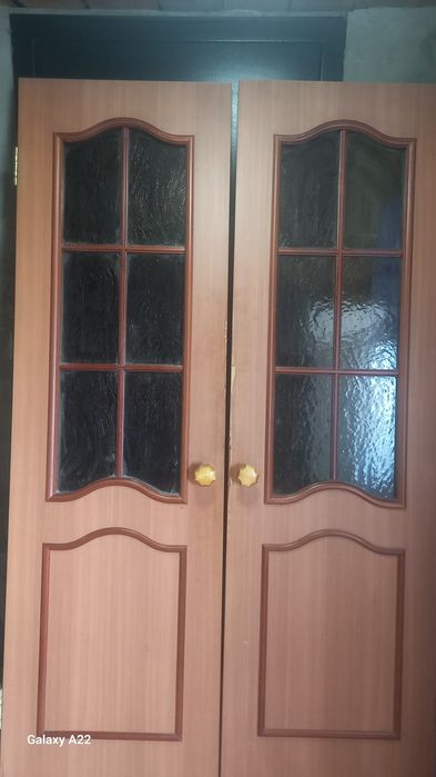 Межкомнатные  двери продам