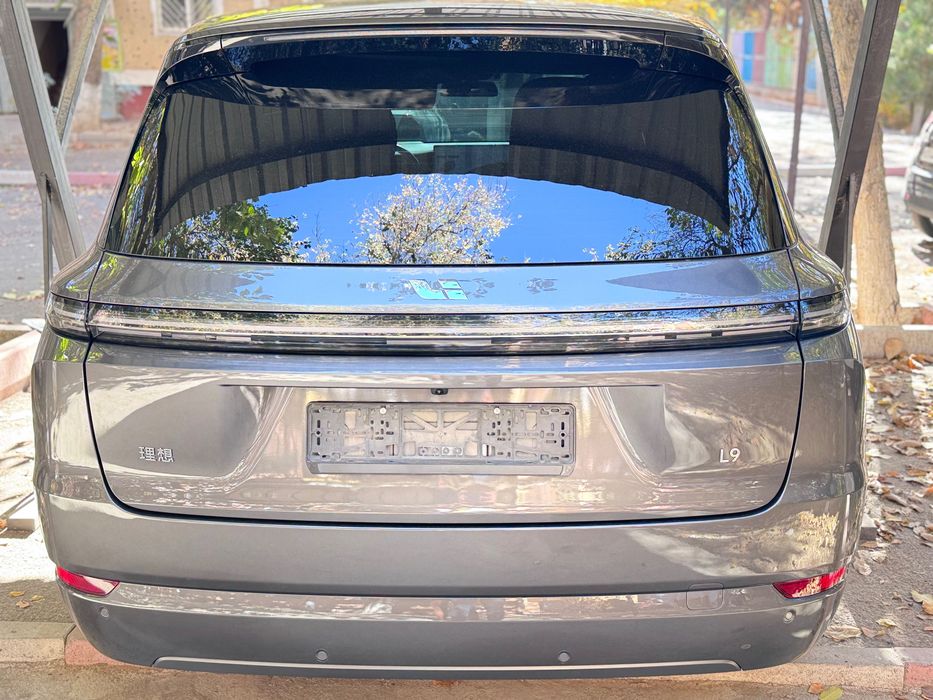 Lixiang L9 ultra 2024