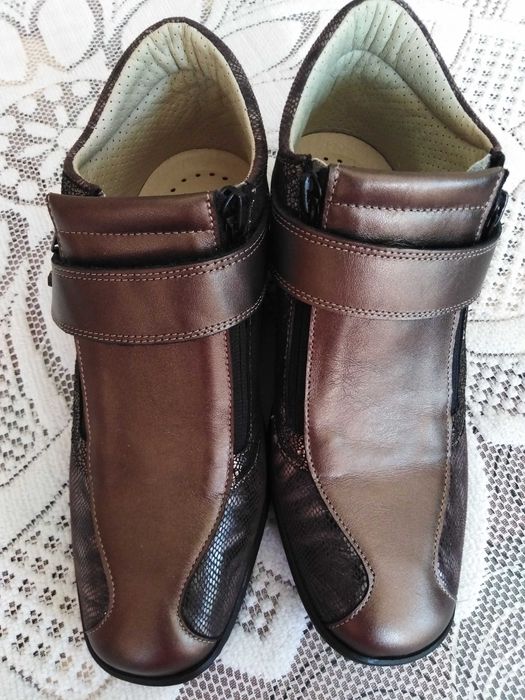 Нови дамски обувки номер 39 - 30 лв