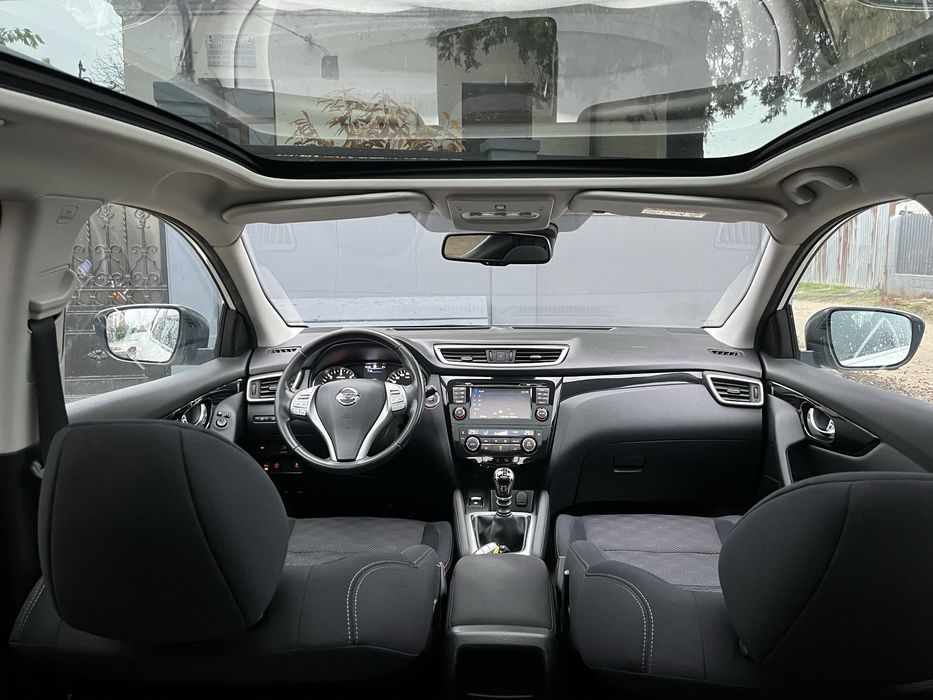 Nissan Qashqai 1.6 dCi//Euro 6//Panoramic//Garanție 12 luni